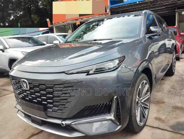 Changan CS95 2.0 AWD 2021 Gray · Photo 1