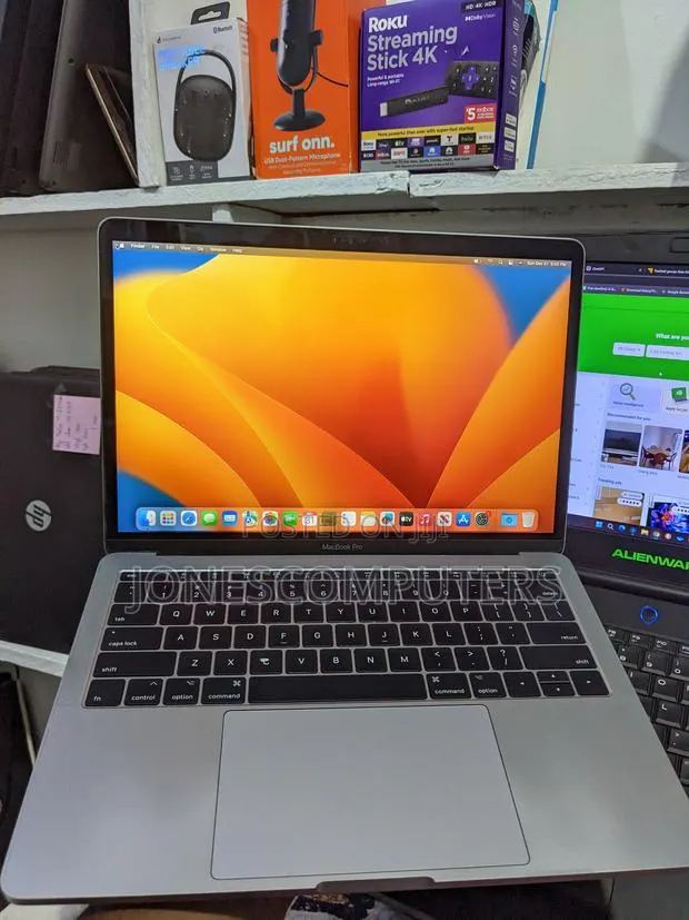 Laptop Apple MacBook Pro 2017 16GB Intel Core i5 SSD 256GB · Photo 1