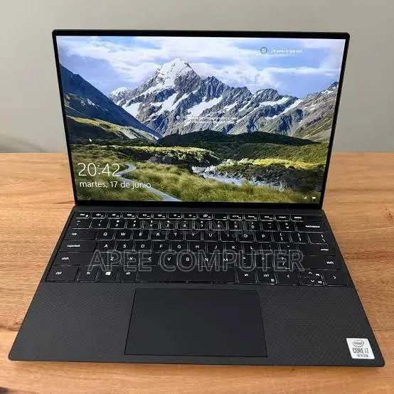 Laptop Dell XPS 13 8GB Intel Core i5 SSD 256GB · Photo 1