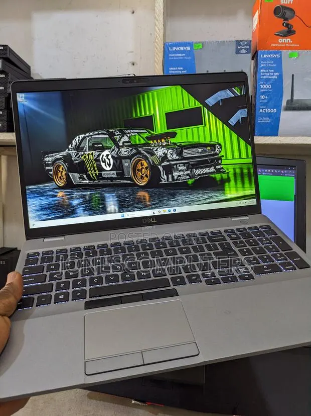 Laptop Dell Precision 15 3551 8GB Intel Core i5 SSD 256GB · Photo 1