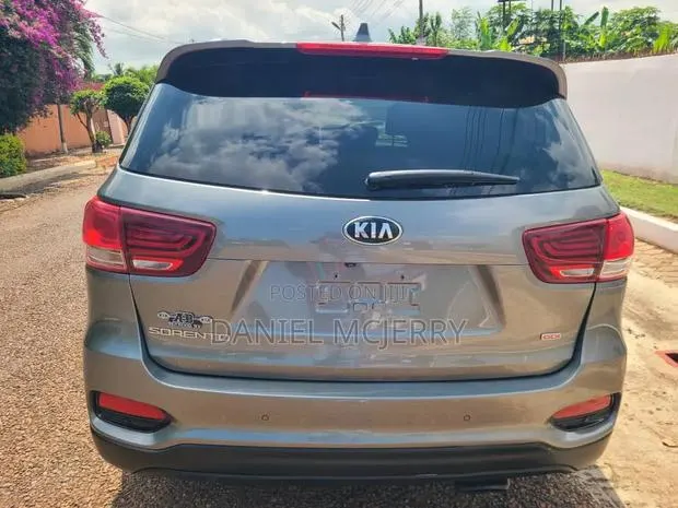 Kia Sorento 2019 Brown · Photo 1