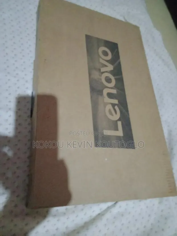 New Laptop Lenovo IdeaPad 1 8GB Intel SSD 256GB · Photo 1