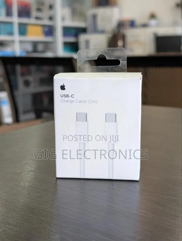 Apple USB-C Charge Cable (2m) · Photo 1