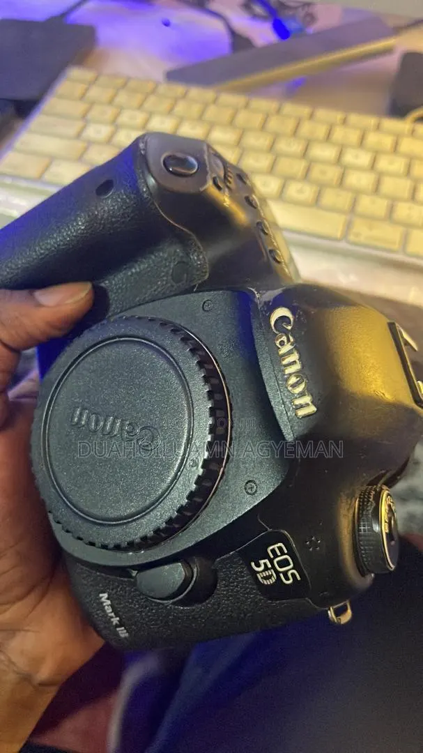 Canon EOS 5mark III · Photo 1