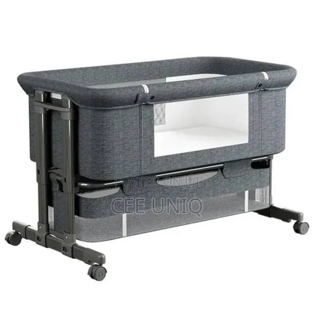 Quality and Durable Baby Co-Sleeper · Photo 1