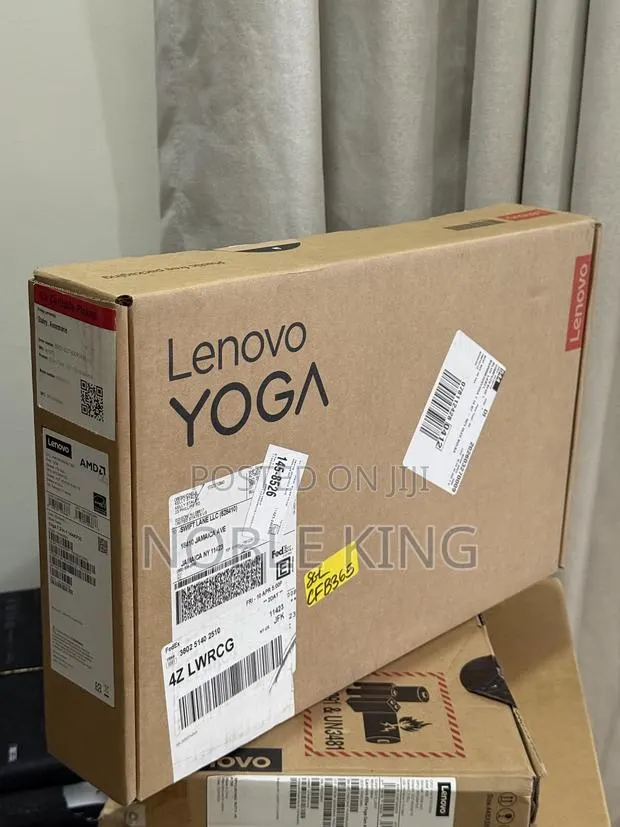 New Laptop Lenovo Yoga 7 15ITL5 16GB AMD Ryzen 7 SSD 1T · Photo 1