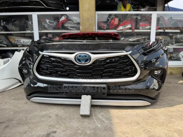 Toyota Highlander 2020 2021 2022 2023 Front Bumper Complete · Photo 1