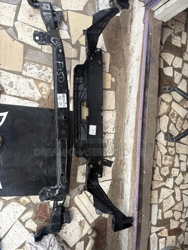 Ford Fusion 2013-2019 Front Support Top and Down · Photo 1
