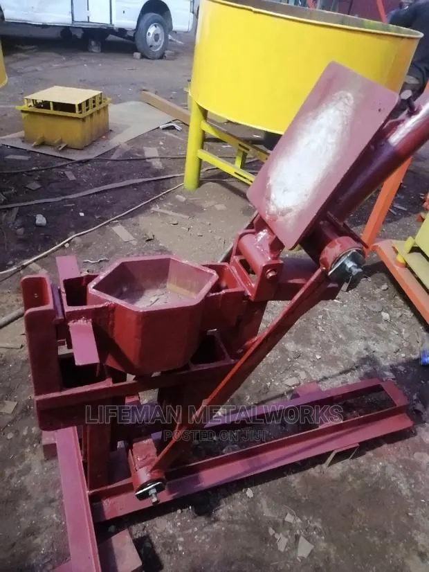 Manual Pavement Block Machine · Photo 1