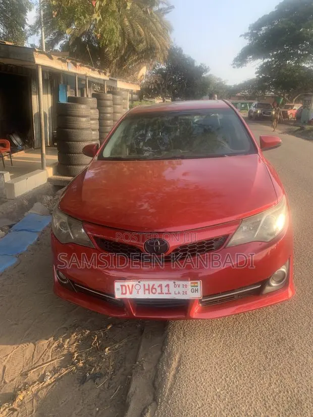 Toyota Camry 2014 Red