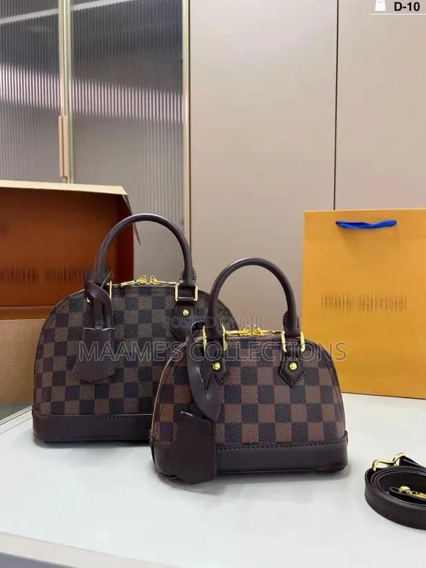 Louis Vuitton Ladies Bag ( 2 Set) · Photo 1