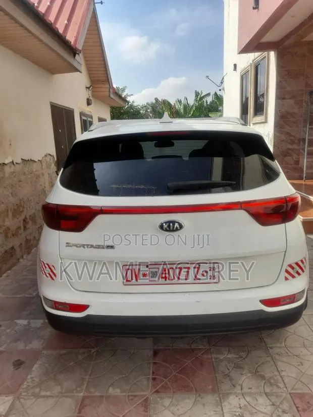 Kia Sportage 2018 White · Photo 1