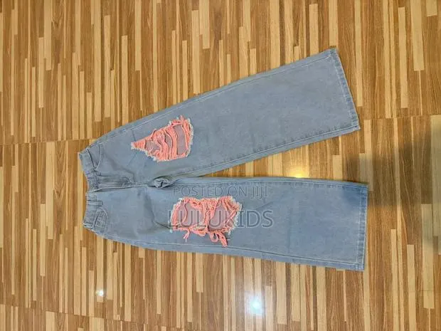 Kids Jeans · Photo 1
