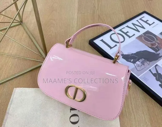 Dior 30 Montaigne Women’S Handbag · Photo 1