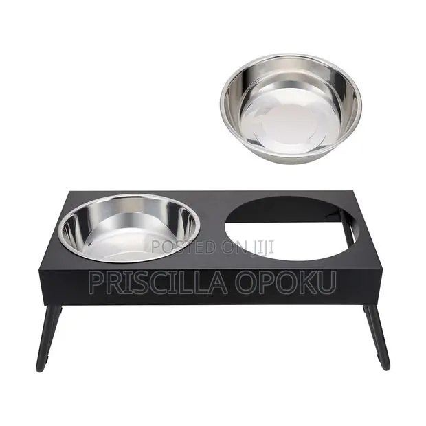 Elevated Dog Feeder · Photo 1