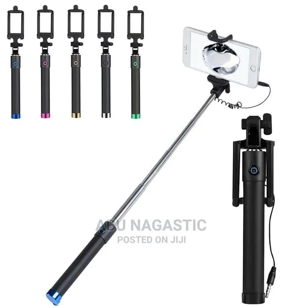 Universal Handheld Wired Selfie Stick · Photo 1