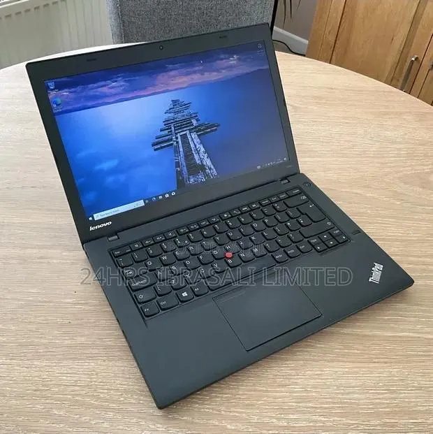 Laptop Lenovo ThinkPad T440 8GB Intel Core i5 SSD 128GB · Photo 1