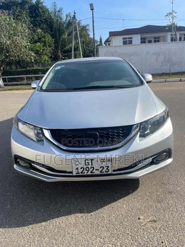 Honda Civic 2014 Silver · Photo 1