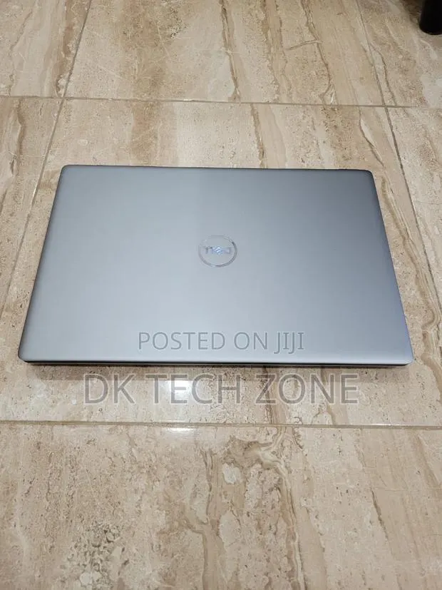 Laptop Dell Precision 7550 32GB Intel SSD 512GB · Photo 1