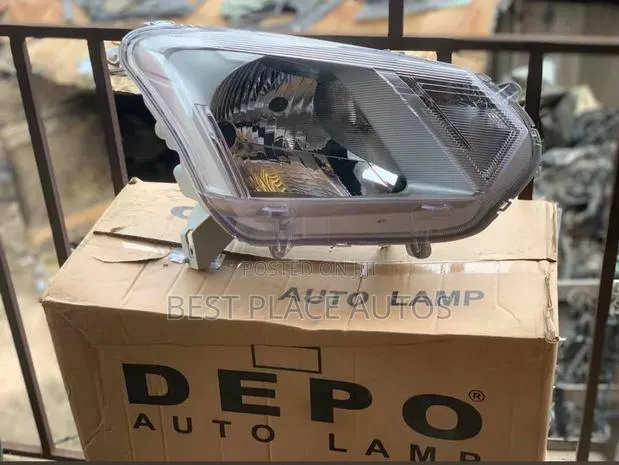 Isuzu Dmax 2016 Depo Headlight · Photo 1