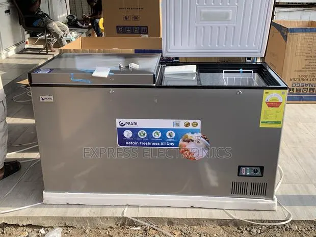 Grab the New Pearl PCF-6040-1A Double-Door Chest Freezer 508L Grey · Photo 1