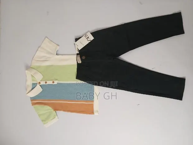 Multicolored George Polo and a Black Zara Chino Combo · Photo 1