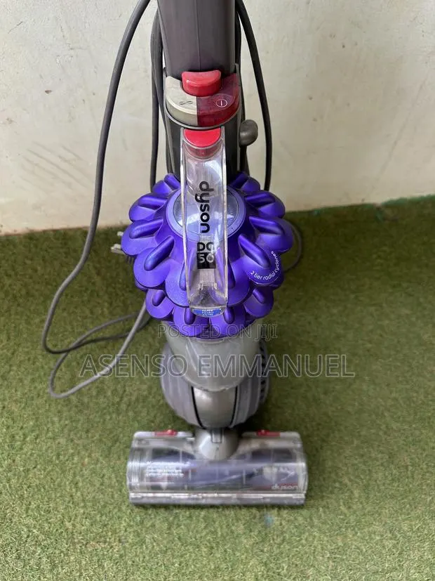 Dyson DC50 Ball Upright Vacuum Cleaner · Photo 1
