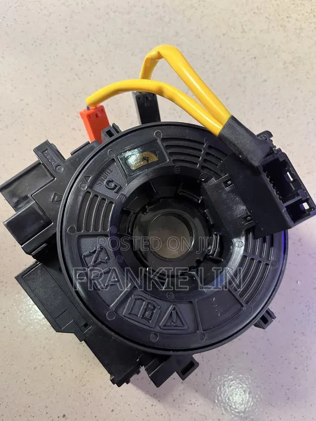 Honda HRV 2023 Horn Plate · Photo 1