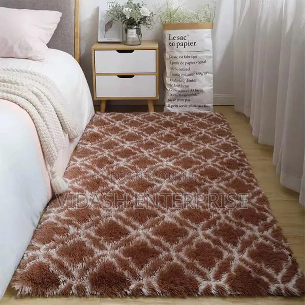 "Find the Perfect Centerpiece for Your Room With Our Rugs (160/230cm ) · Photo 1