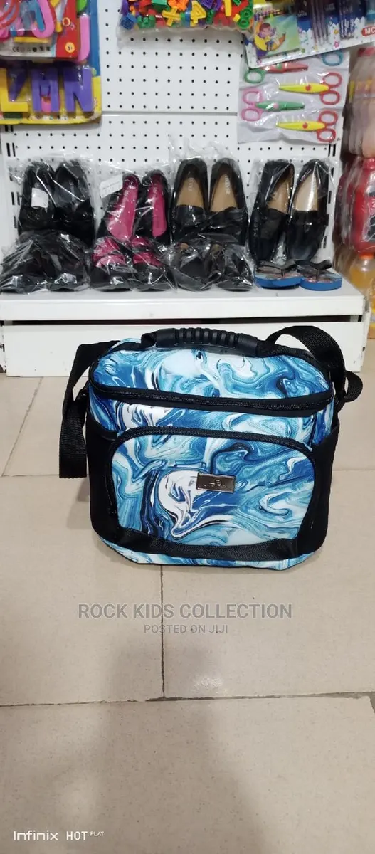 Sky Lunch Bag · Photo 1