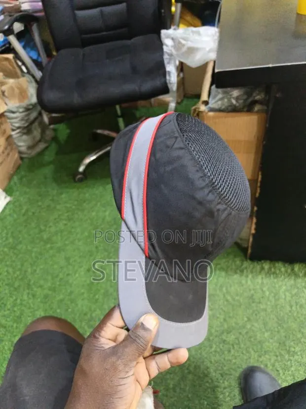 Safety Bump Cap · Photo 1
