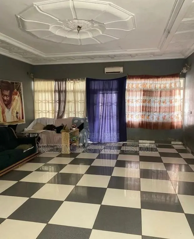 9bdrm House in Fredimens Real, Ejisu-Juaben Municipal for rent · Photo 1