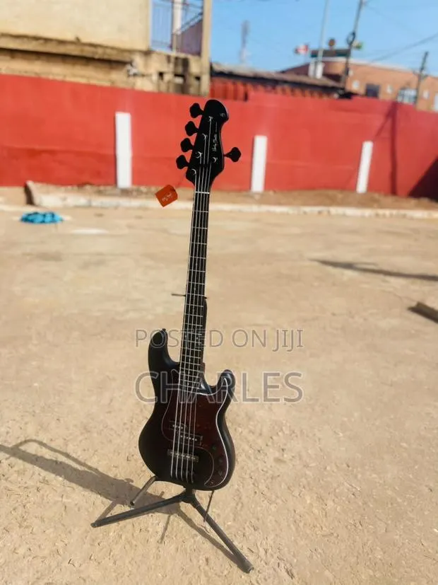 5-String Harley Benton PJ-5 SBK Bass Guitar · Photo 1