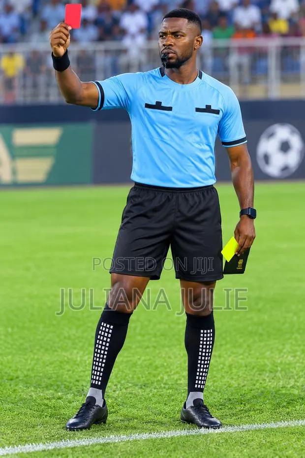 Original Referee Jersey Available at Cool Price · Photo 1