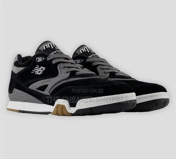 Newbalance Numeric 700 All Black · Photo 1