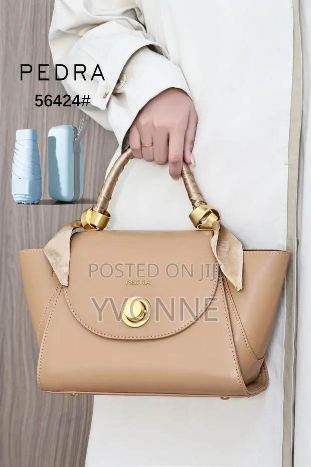 Original Leather Bag in All Colors · Photo 1
