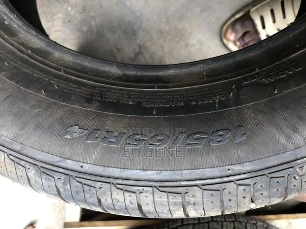 185/65r14 185/65r15 ( Grade One Used Tires for Vitz Etc) · Photo 1