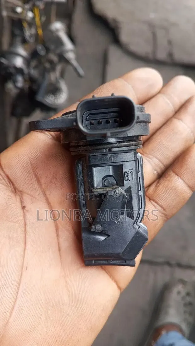 Toyota Camry 2019 Airflow Meter Sensor · Photo 1