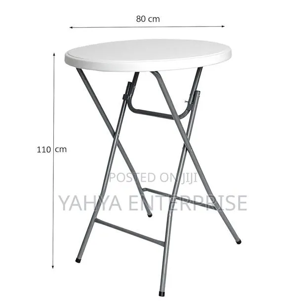 Cocktail Table · Photo 1