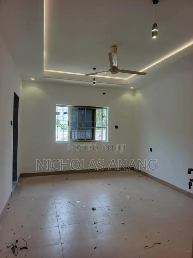1bdrm Apartment in Dorns Properties, New Town for rent · Photo 1