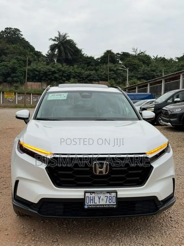 Honda CR-V 2026 White · Photo 1