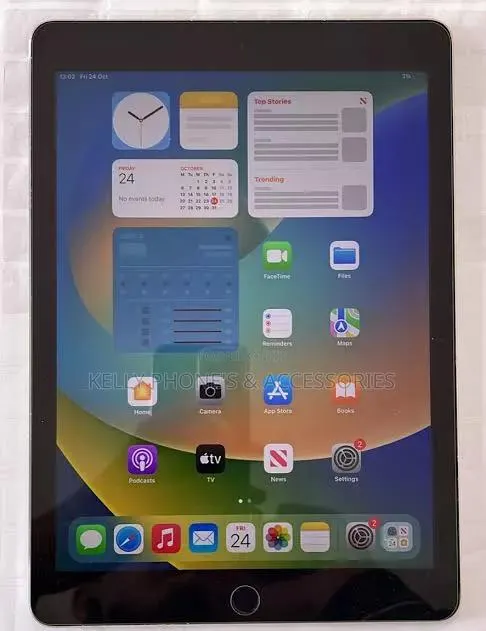 Apple iPad Pro 9.7 (2016) 64 GB Silver · Photo 1