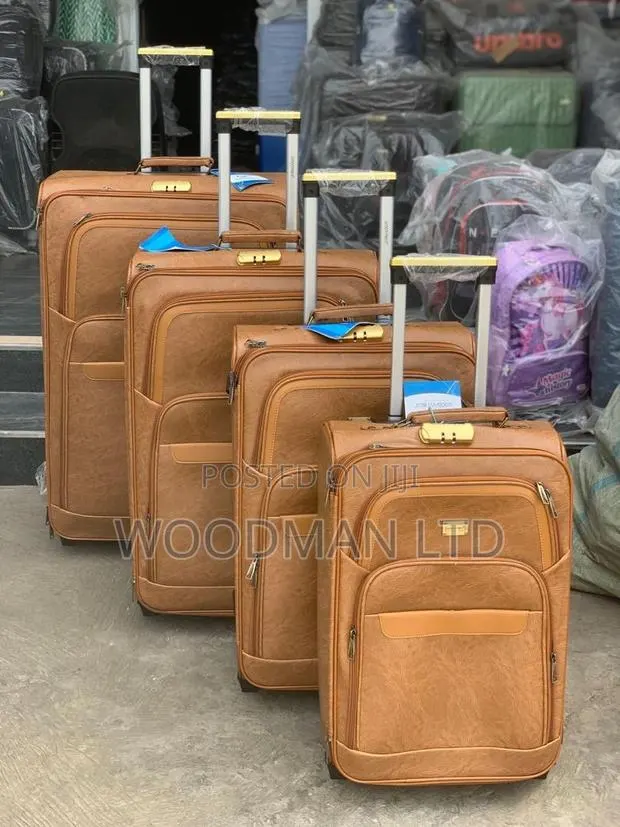 All Leathers Luggage Bag · Photo 1
