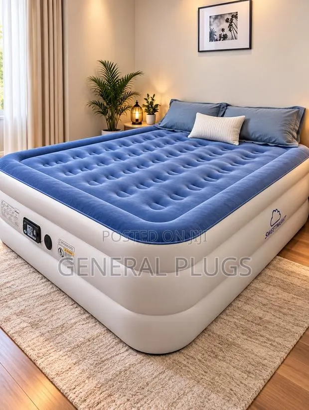 Host Guest Without a Permanent Furniture:Automatic Pump Air Mattress · Photo 1