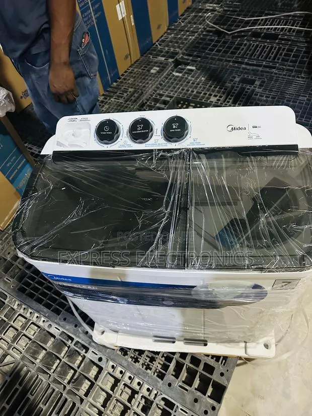 Quick Wash and Spin Midea 7kg · Photo 1