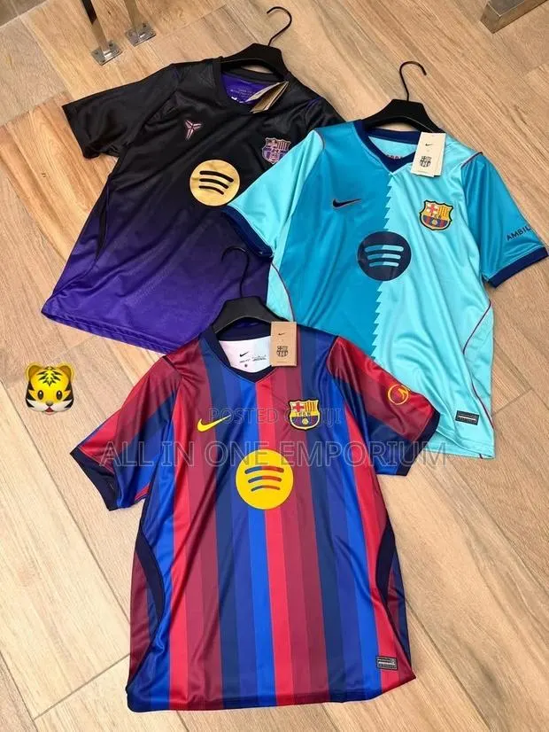 Barcelona Jersey Home/Away 25/26 · Photo 1