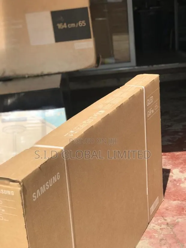 Experience Samsung 65" Qled Vision Smart Tv · Photo 1