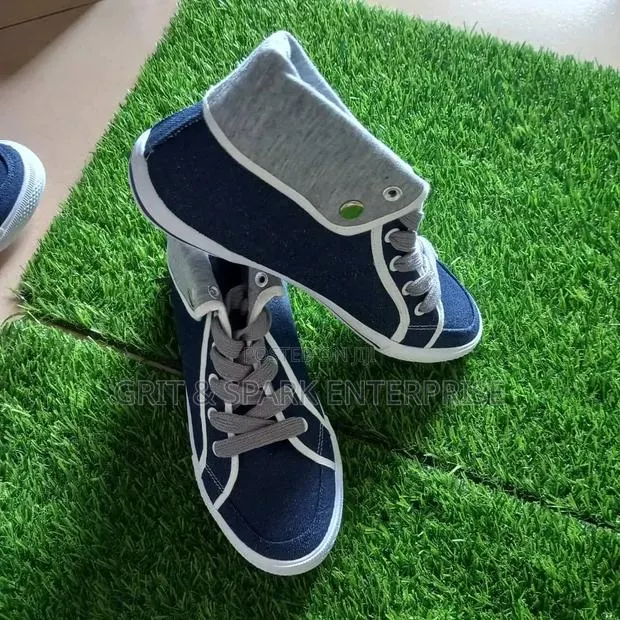 Brand New Jean City Walk Sneaker Just Arrived From Germany · Photo 1