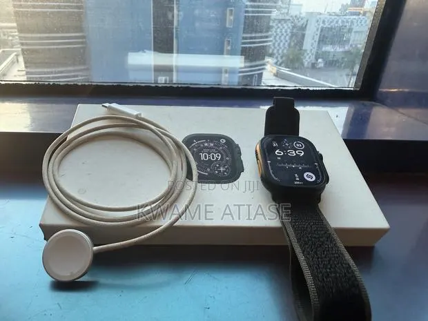Apple Watch Ultra 3 · Photo 1