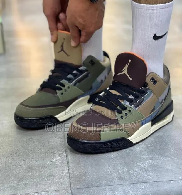 Original Jordan 3 Patchwork Camo · Photo 1